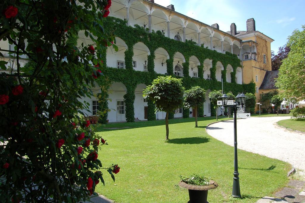 Gaestehaus Schloss Aschach Aschach an der Donau Zewnętrze zdjęcie